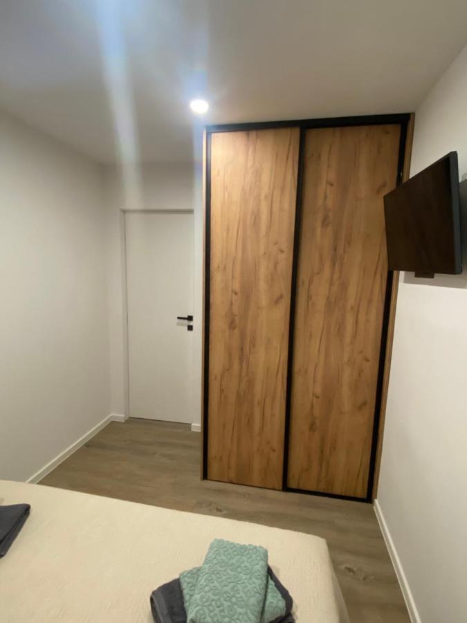 Apartman Hana ซริกเวนิซา ภายนอก รูปภาพ
